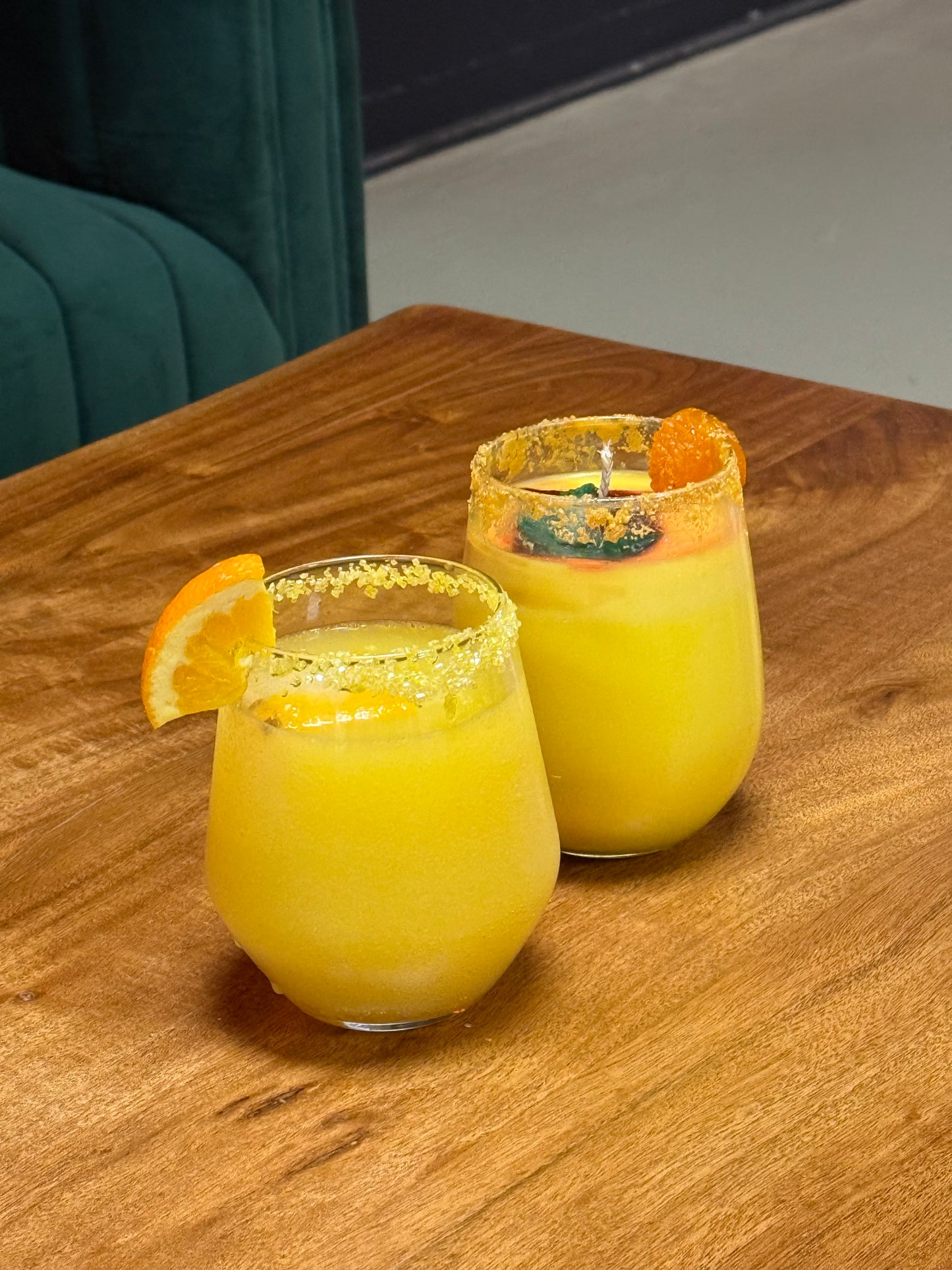 Velvet Vine Mimosa Candle Workshop